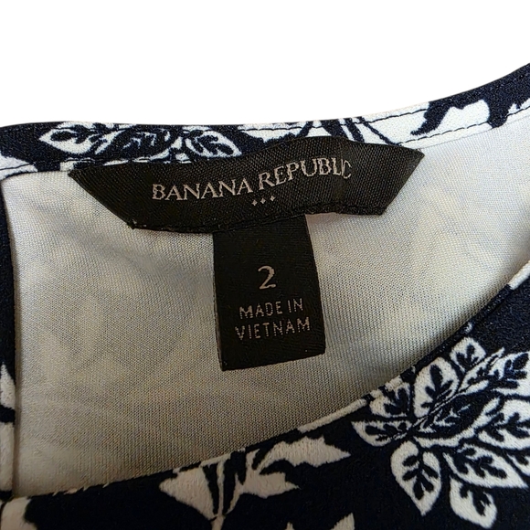 Banana Republic Navy Floral Shift Dress Size 2 Loose Fit - Picture 6 of 10